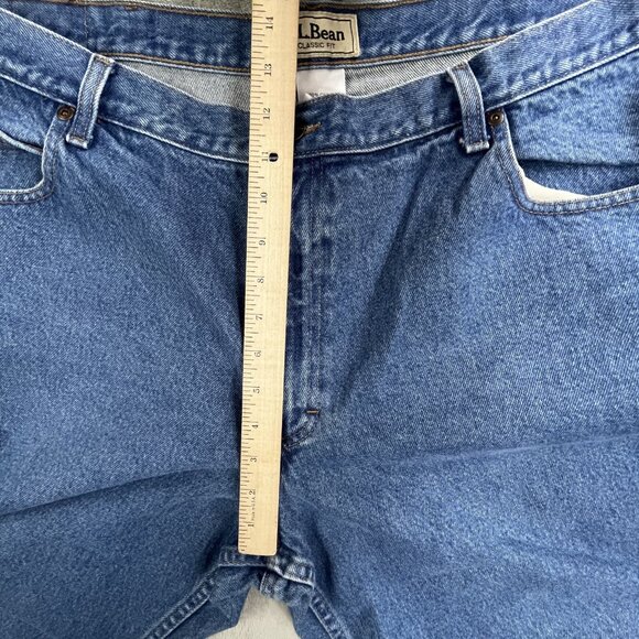 Vintage LL Bean Jeans Mens 44x30 Blue Denim Classic Fit Straight Leg Y2K 220626 - Picture 7 of 16